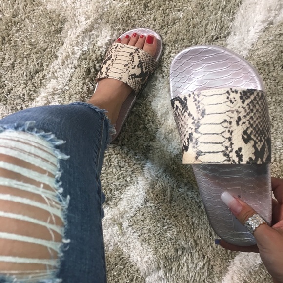 Qupid Shoes - Snake Sandals